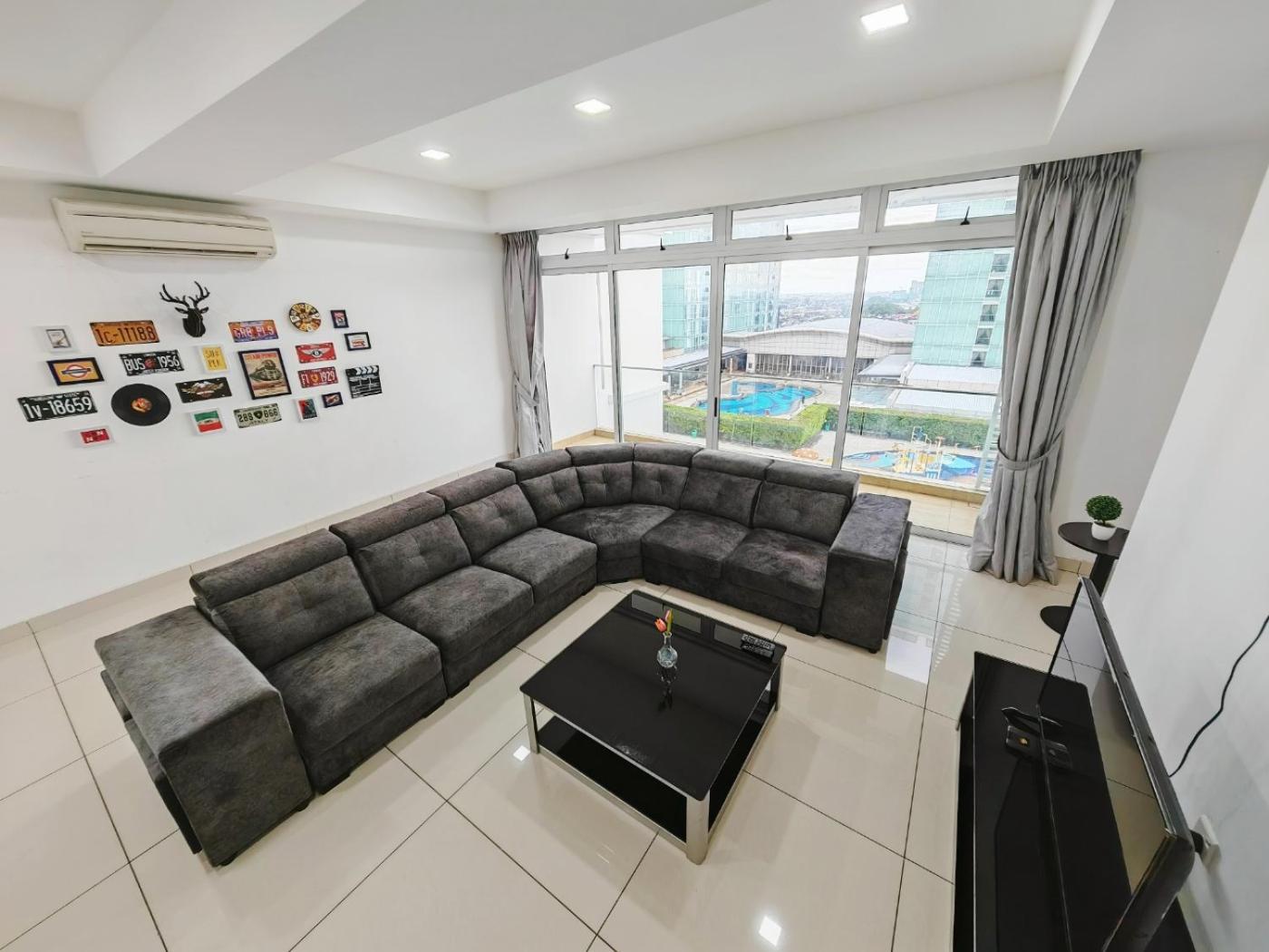 Apartamento KSL D'esplanade Johor Bharu Johor Bahru Exterior foto